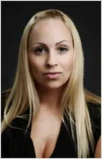 Bäcker, Manuela