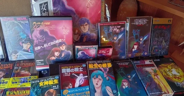 Aya Nishitani, creador de Megami Tensei, traduce sus novelas originales al inglés