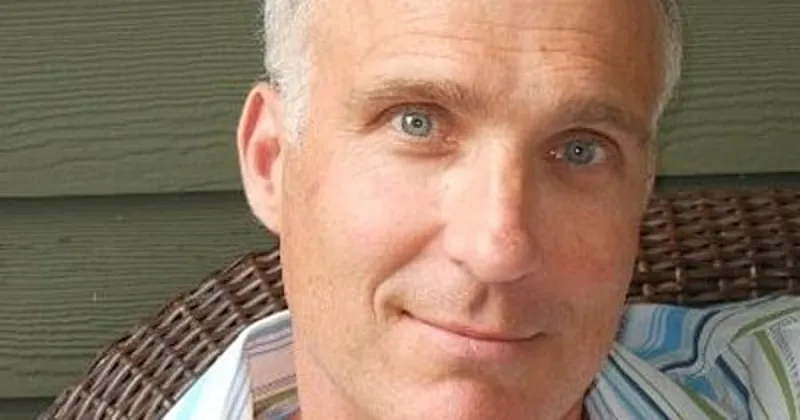 El guionista de Mighty Morphin Power Rangers, Arne Olsen, fallece a los 64 años