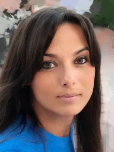 Alborg, Ana Esther