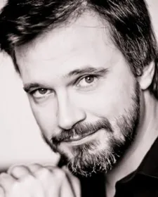 Léonard, Arnaud