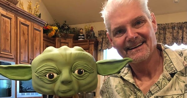Muere Tom Kane, la voz de HIM y Yoda, a los 64 años